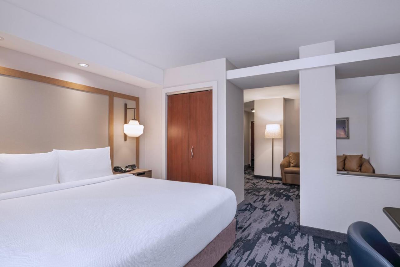 Fairfield Inn & Suites Denton Exteriér fotografie