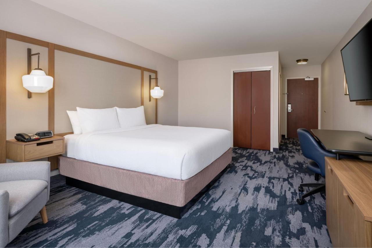 Fairfield Inn & Suites Denton Exteriér fotografie