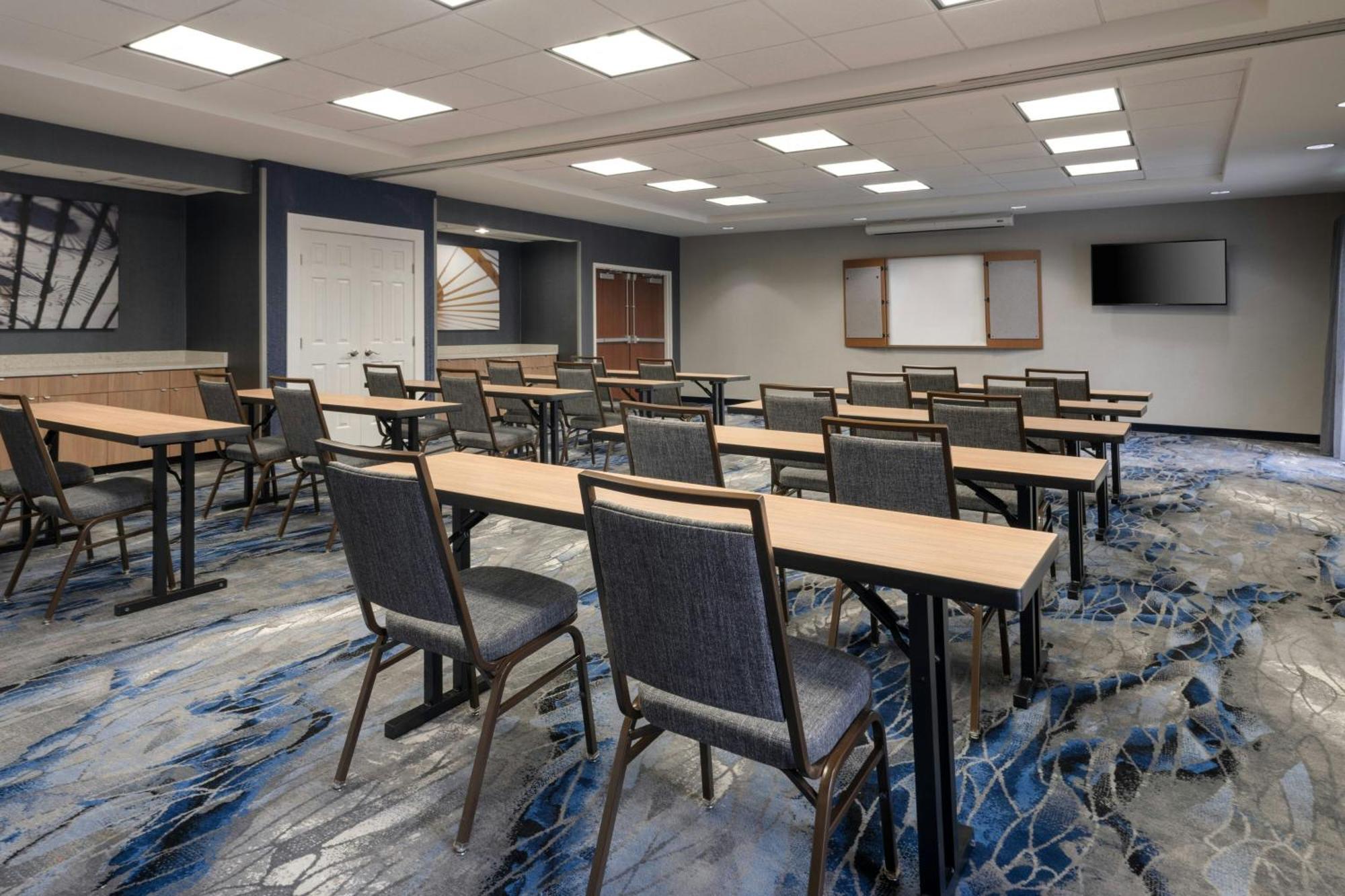 Fairfield Inn & Suites Denton Exteriér fotografie